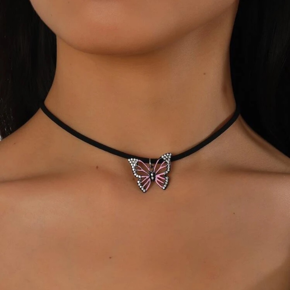 🦋 Awesome Pastel Rhinestone Butterfly Necklace 🦋
